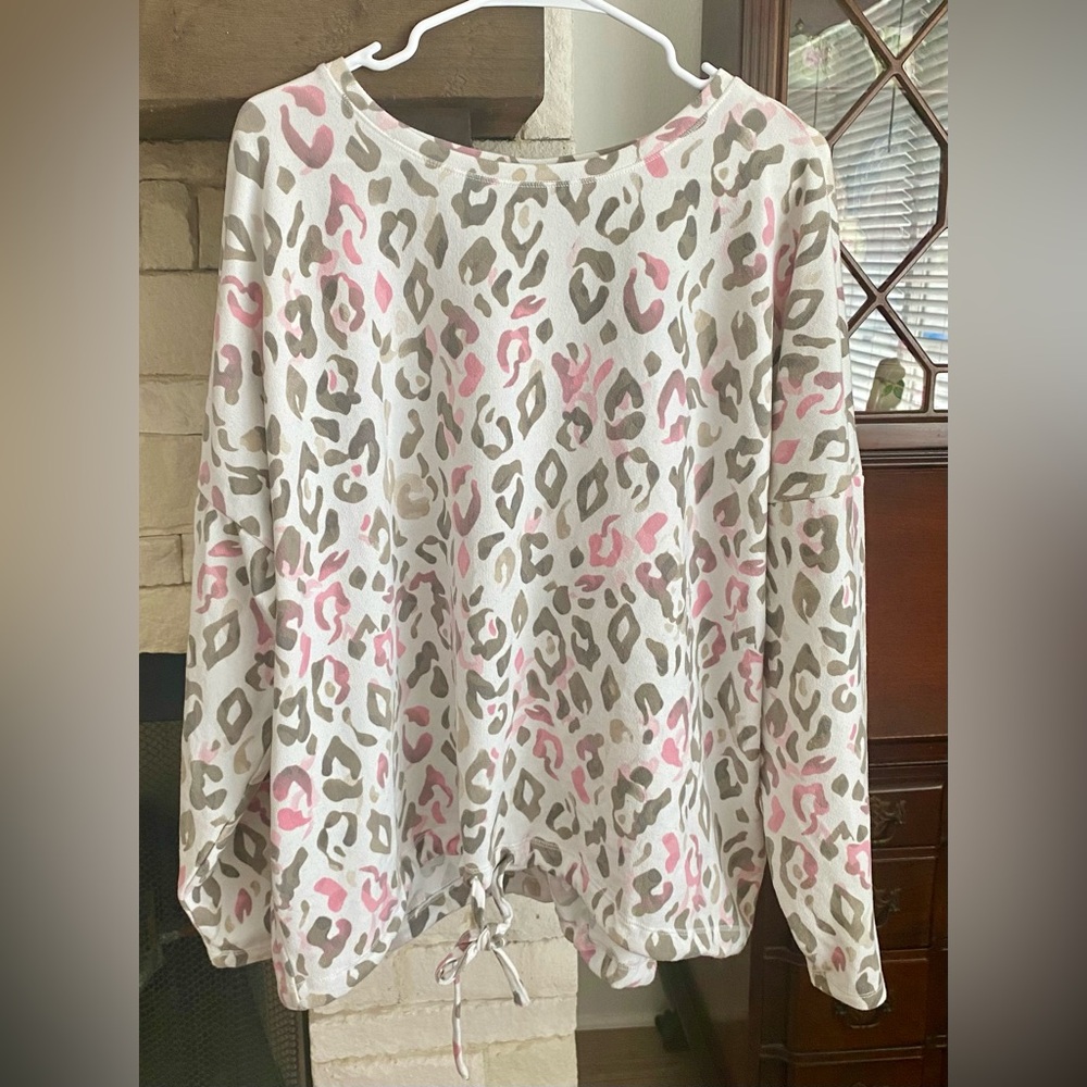 BELLE by Kim Gravel Printed Animal Brushed Knit Drawstring Top - Picture 2 of 9